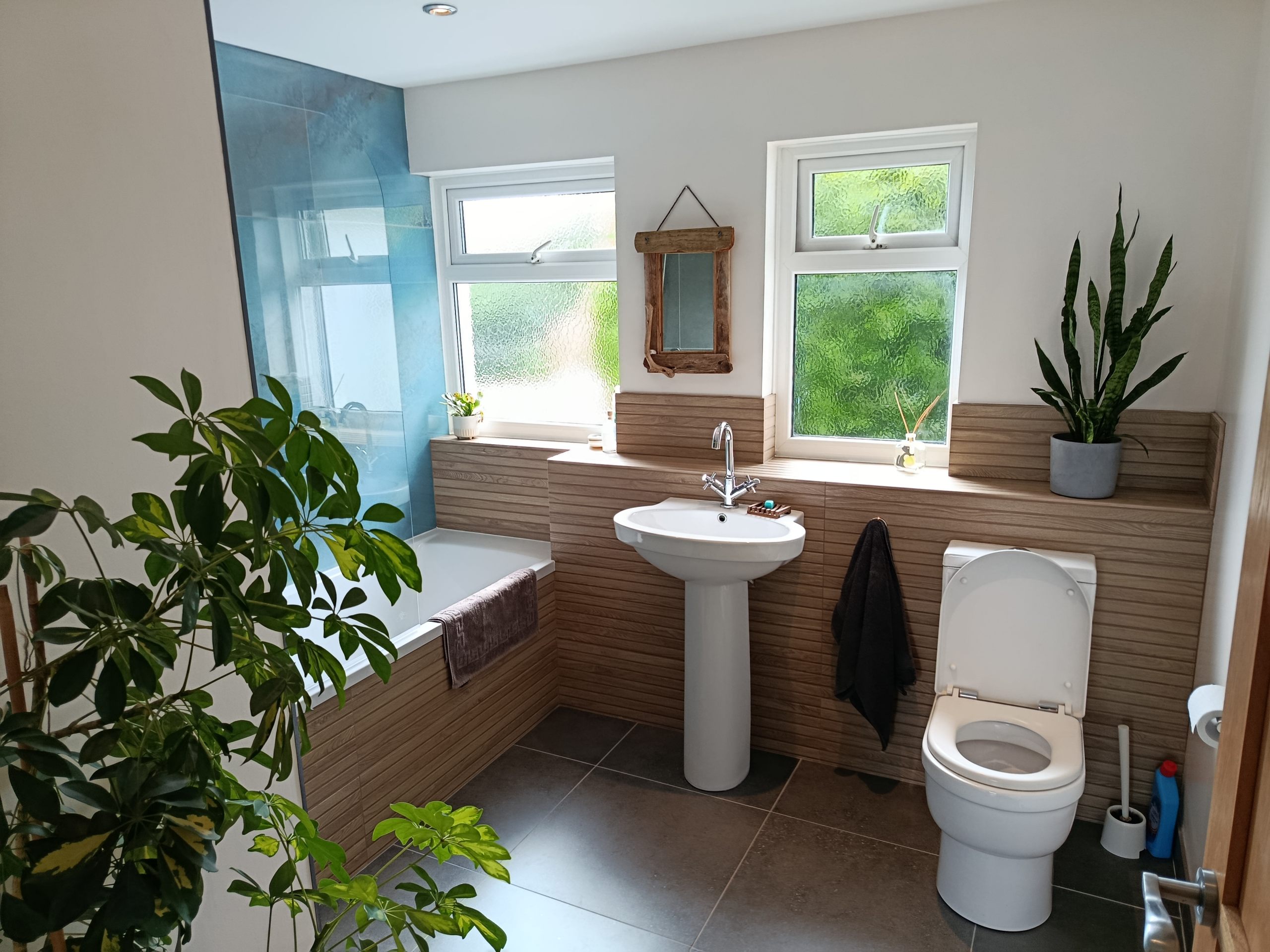 New Family Bathroom 2